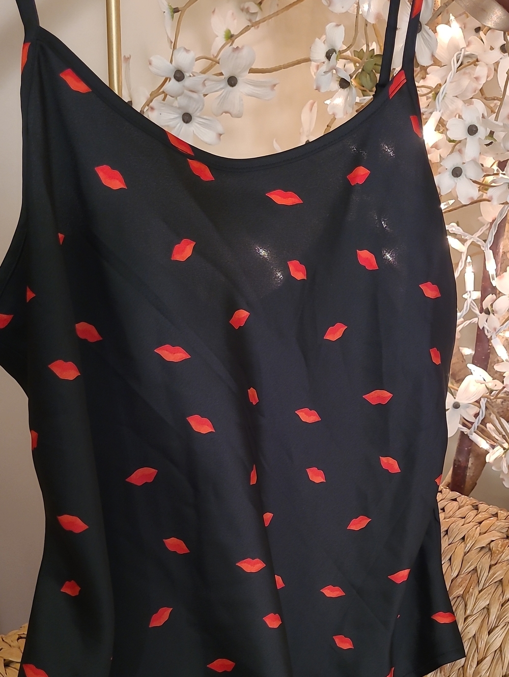 NWT Black Satin Cami with Red Lip Print - Picture 2 of 2